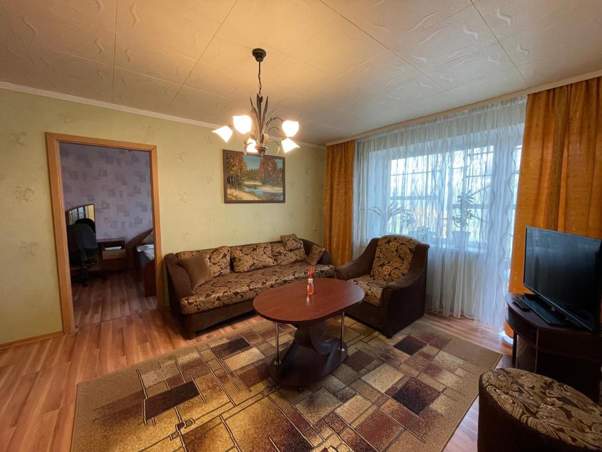 シャウレイJaukus Apartamentai Miesto Centreアパートメント エクステリア 写真